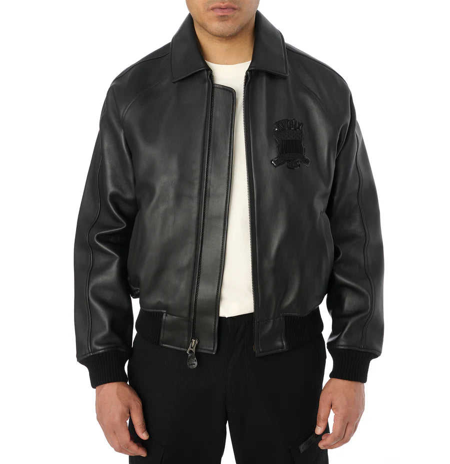 ICON Jacket – Stylish & Functional Outerwear for All Seasons