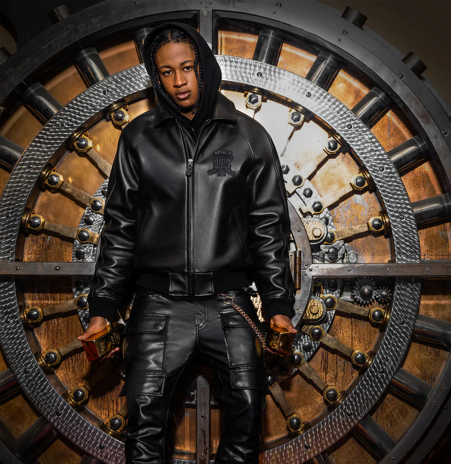 ICON Jacket – Stylish & Functional Outerwear for All Seasons