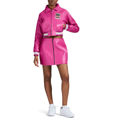 Cropped Icon Jacket – Bold Urban Style with Signature Embroidery & Modern Fit