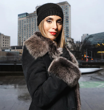 Authentic Sheepskin Shearling Coat – Warm & Stylish for Cold Weather